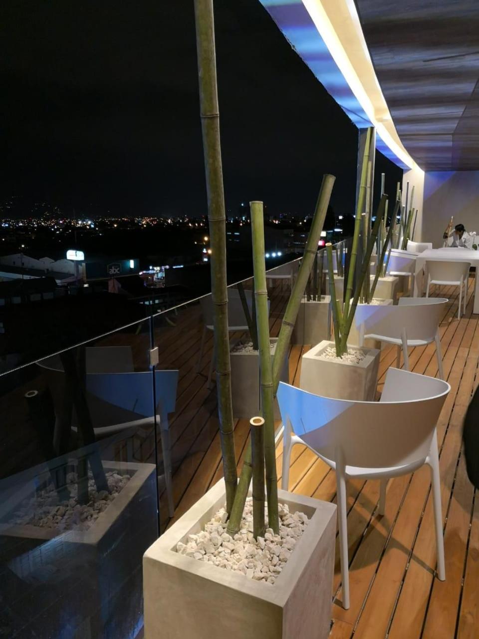 Bee Suites Curridabat 外观 照片